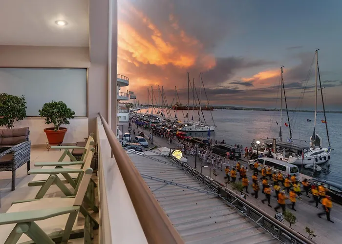 Ionis Seafront Suite
